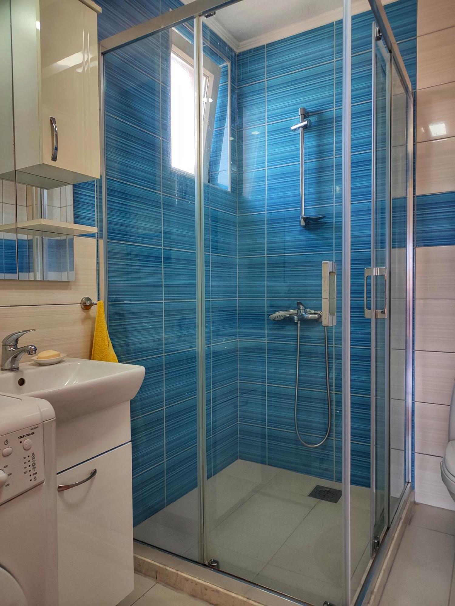 Center Apartment *