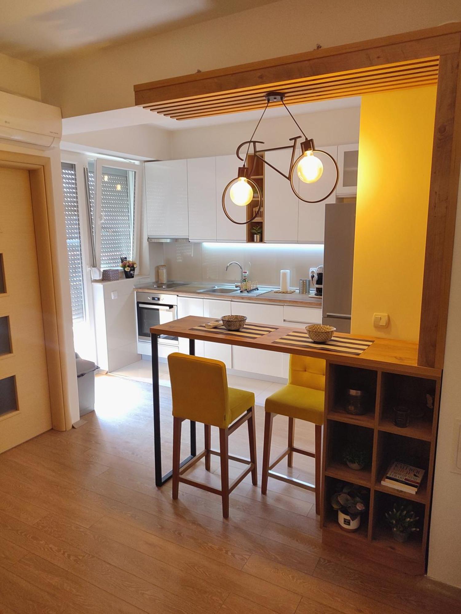 Apartment Center *